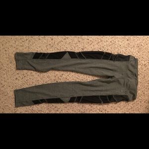 Workout pants. Yoga pants. Running tights